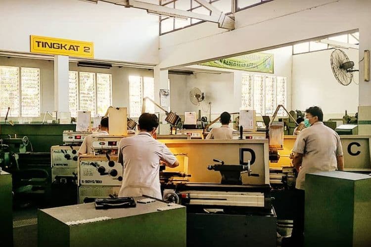 Area kampus/kompleks ATMI Solo